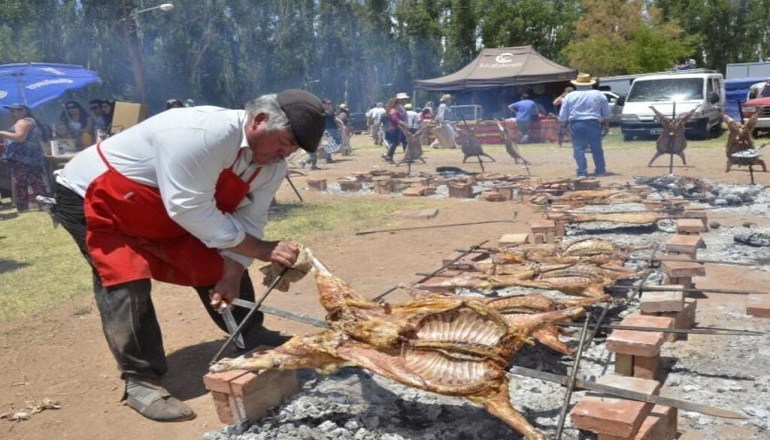 Polémica: animalistas piden que se suspenda la Fiesta del Chivo