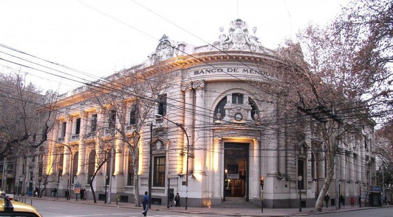 Banco Mendoza: después de 15 años, la Provincia ganó un millonario juicio