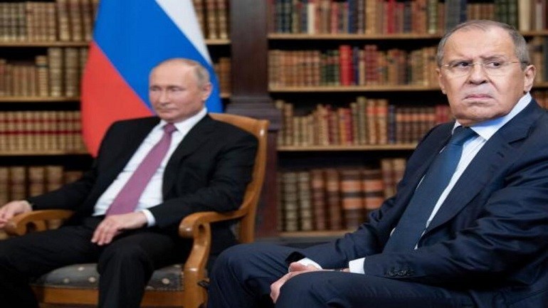 La UE ordenó congelar los activos de Putin y Lavrov