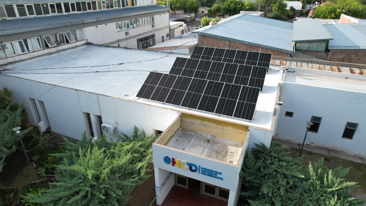 Se inauguró la obra de energía fotovoltáica renovable en el Concejo Deliberante