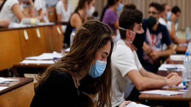 Cuándo y cómo cobrar las becas para estudiantes universitarios