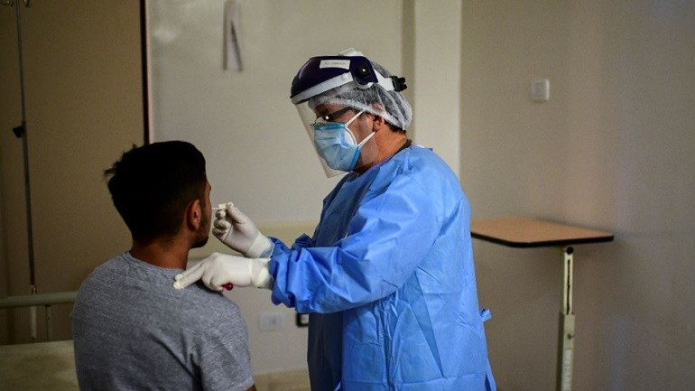 Coronavirus: reportaron 46.045 nuevos casos, un 11% menos que la semana pasada