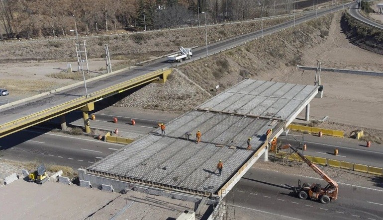 Amstutz aseguró que la Variante Palmira está casi lista y que repararán la ruta Pareditas-San Rafael