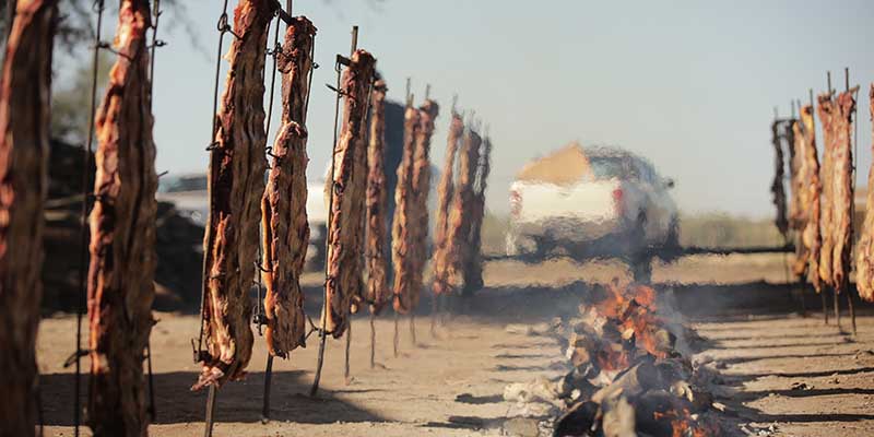 Alvear promociona la Fiesta de la Ganadería en la Peatonal de Mendoza