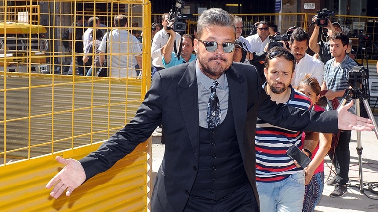 Tinelli renunció a la presidencia de San Lorenzo