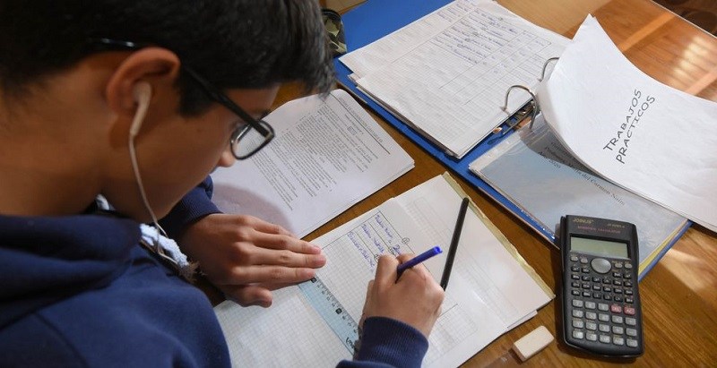 Estudiantes de Nivel Superior realizarán tutorías telefónicas en matemáticas