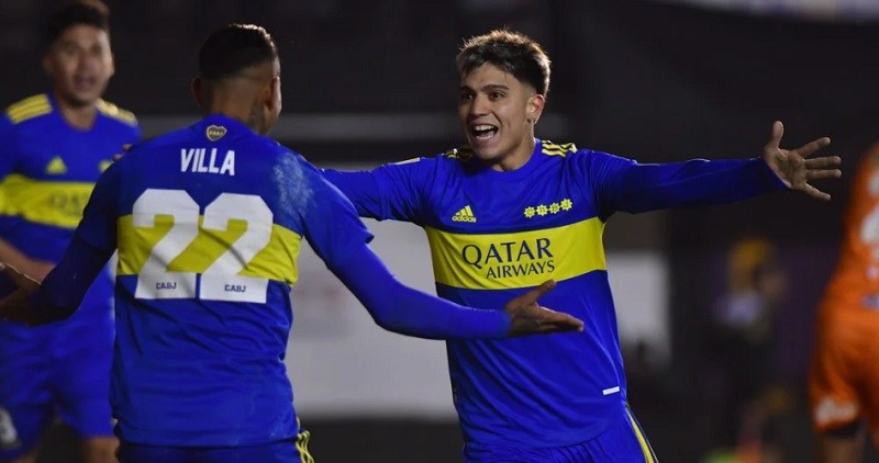 Boca ganó y subió a la punta