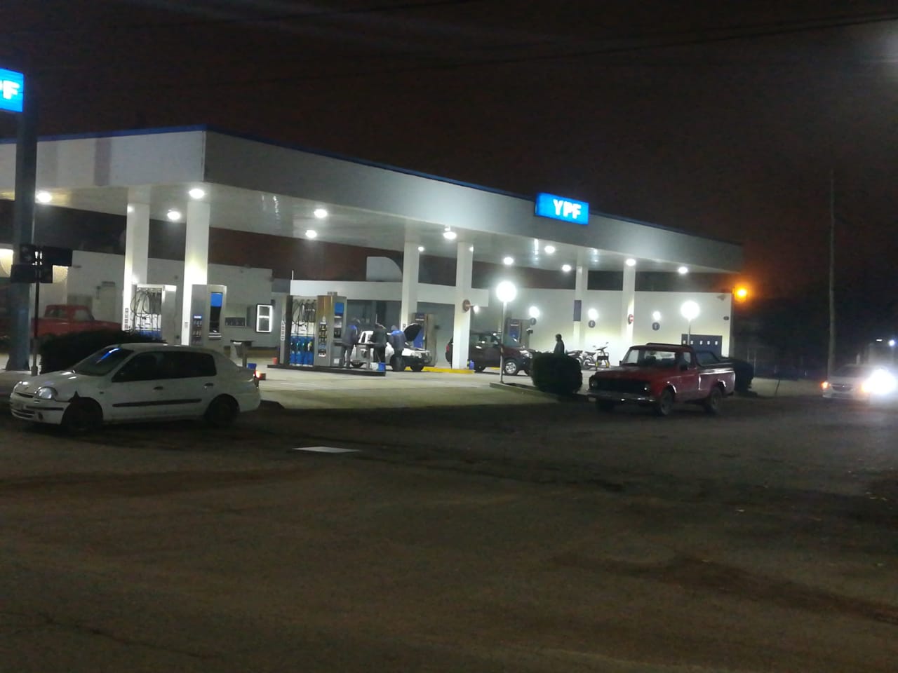 Se restringió la venta de GNC para garantizar el abastecimiento domiciliario