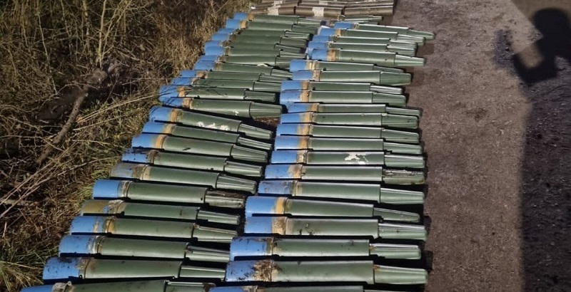 Encontraron un arsenal de guerra en Ezeiza: había más de 120 granadas al costado de la autopista Riccheri