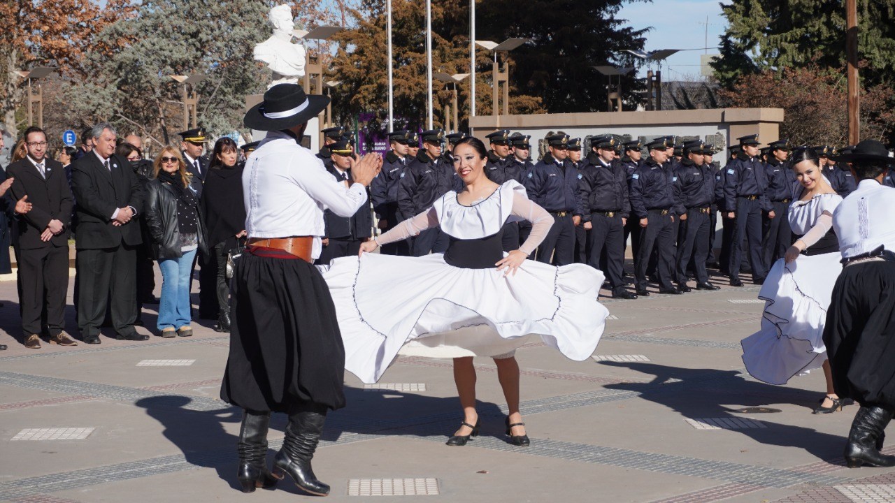 Alvear celebró un nuevo aniversario de la Declaración de la Independencia de nuestro país