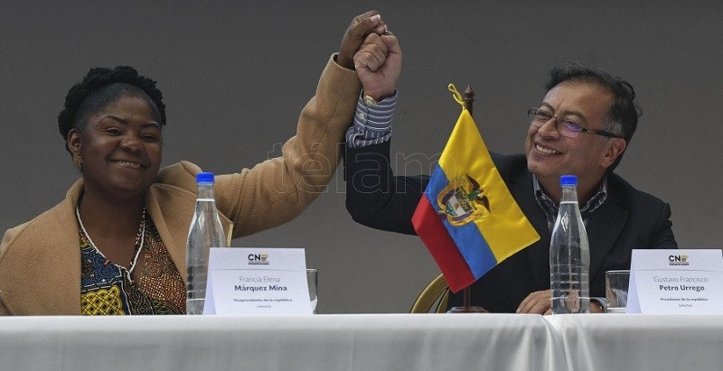 Asumió Petro, el primer presidente de izquierda de la historia de Colombia
