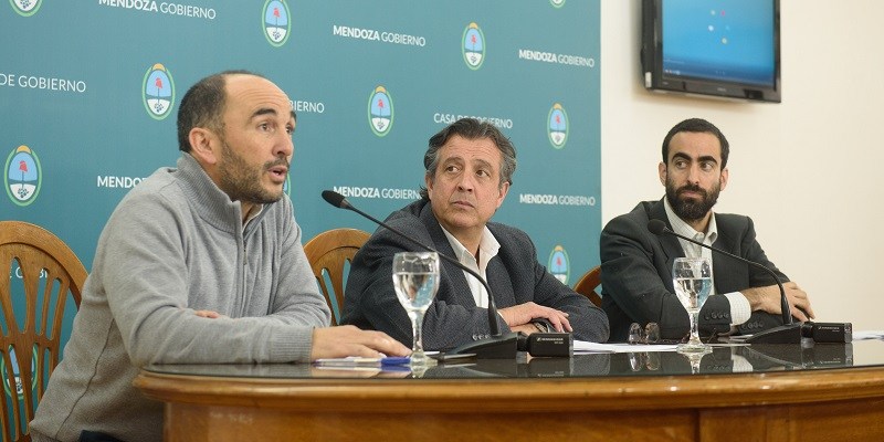 Según el gobierno, la semana que viene las clases están garantizadas