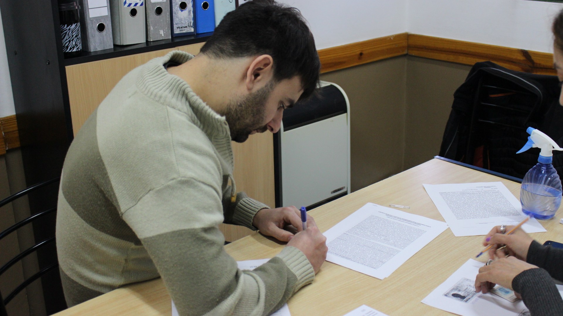 Se firmaron 15 nuevos contratos de Emprende Semilla y se abren nuevos programas para emprendedores