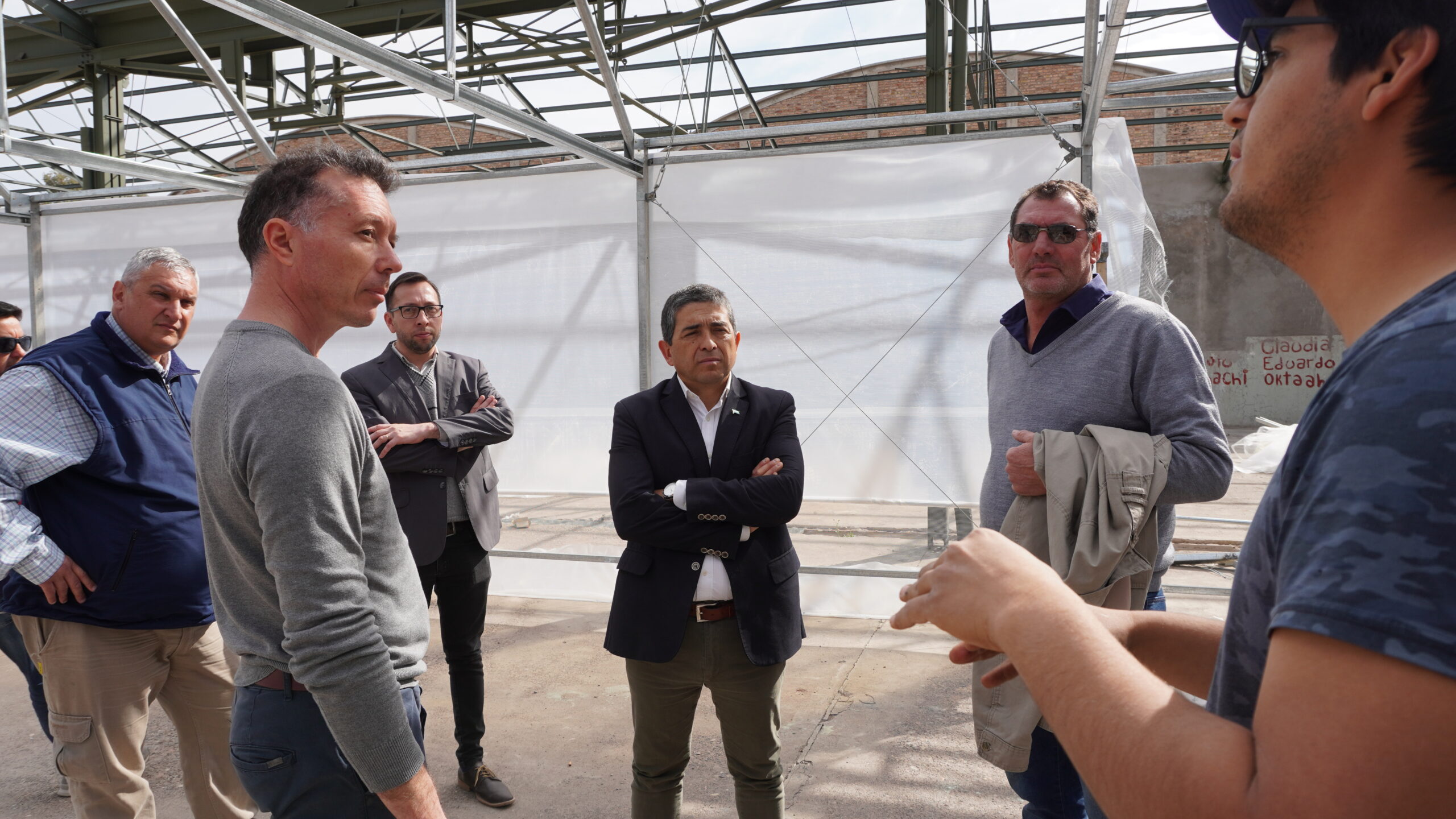 Avanza la concreción del nuevo invernadero para el proyecto de propagación de cultivos in vitro