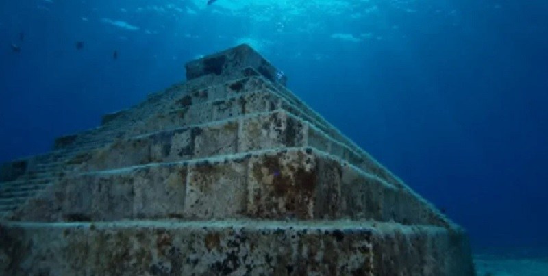 El misterio de Yonaguni: los científicos debaten si hay una Atlántida bajo el mar de Japón