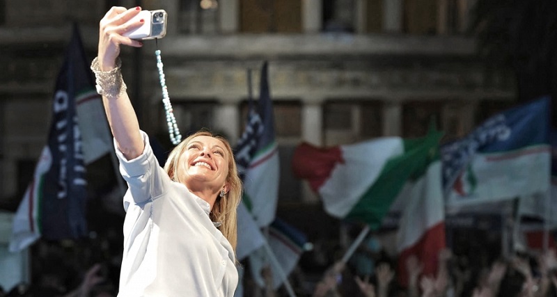 Los italianos votan un nuevo Gobierno con la derecha como favorita