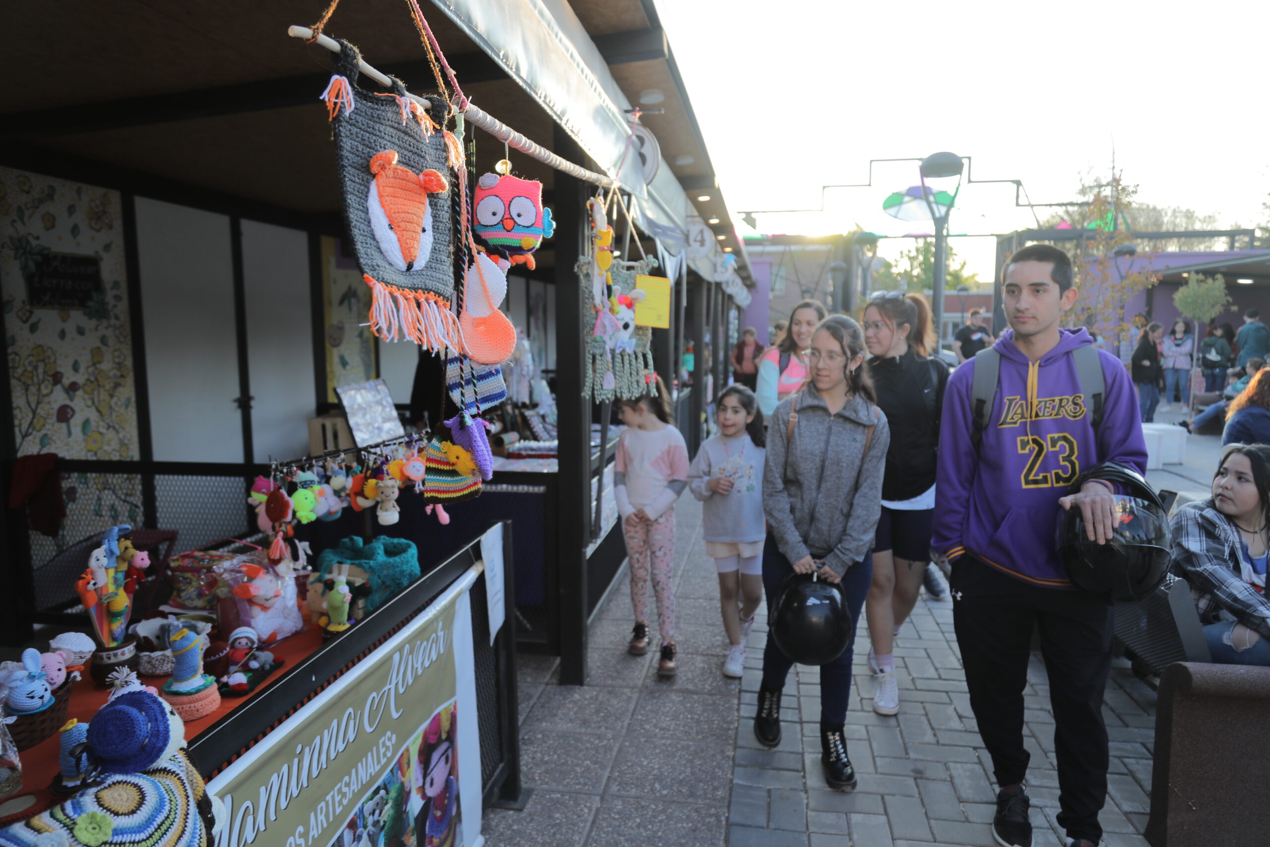 Tardecitas en el Mercado convocó a gran cantidad de vecinos