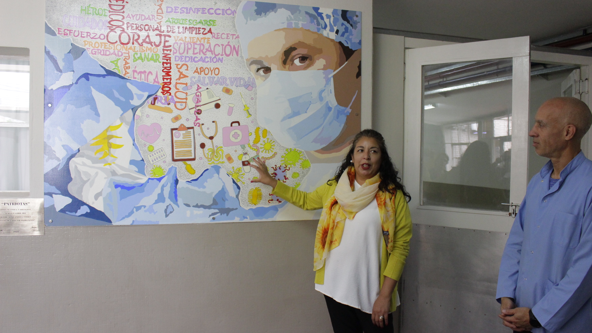 “Patriotas”, un mural en honor al personal de la salud local