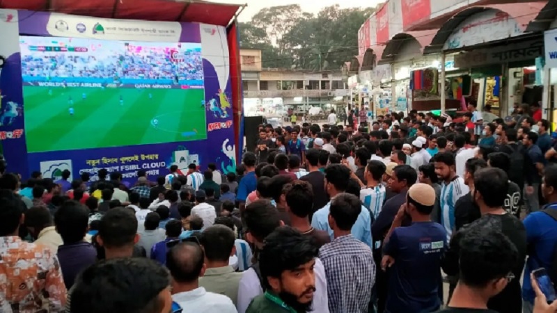 Un hincha de la Selección murió de un infarto en Bangladesh mientras veía la derrota de la Argentina
