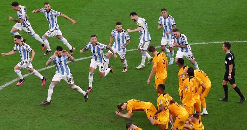 Argentina no merecía sufrir, pasó en los penales y estamos en semifinales, que venga Croacia