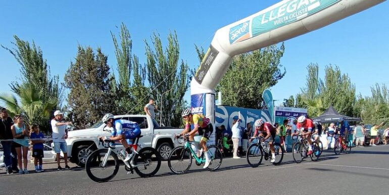 En un cierre tremendo, Matías Lisa ganó la 5° etapa de la Vuelta de Mendoza