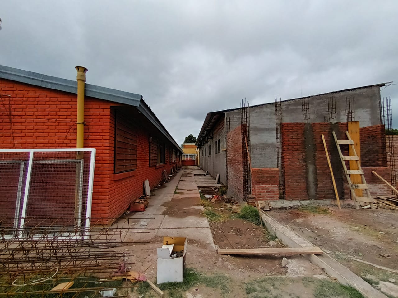 La construcción del Hospital Enfermeros Argentinos de Alvear registra un importante avance de obra