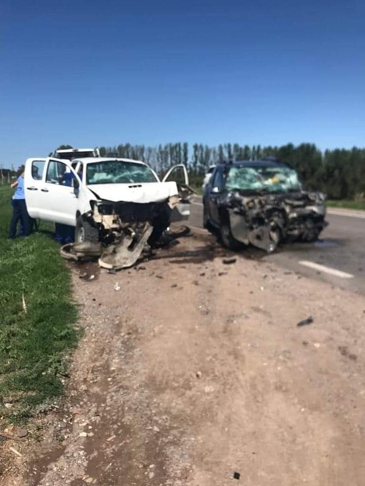 Dos personas murieron en un accidente en Ruta143
