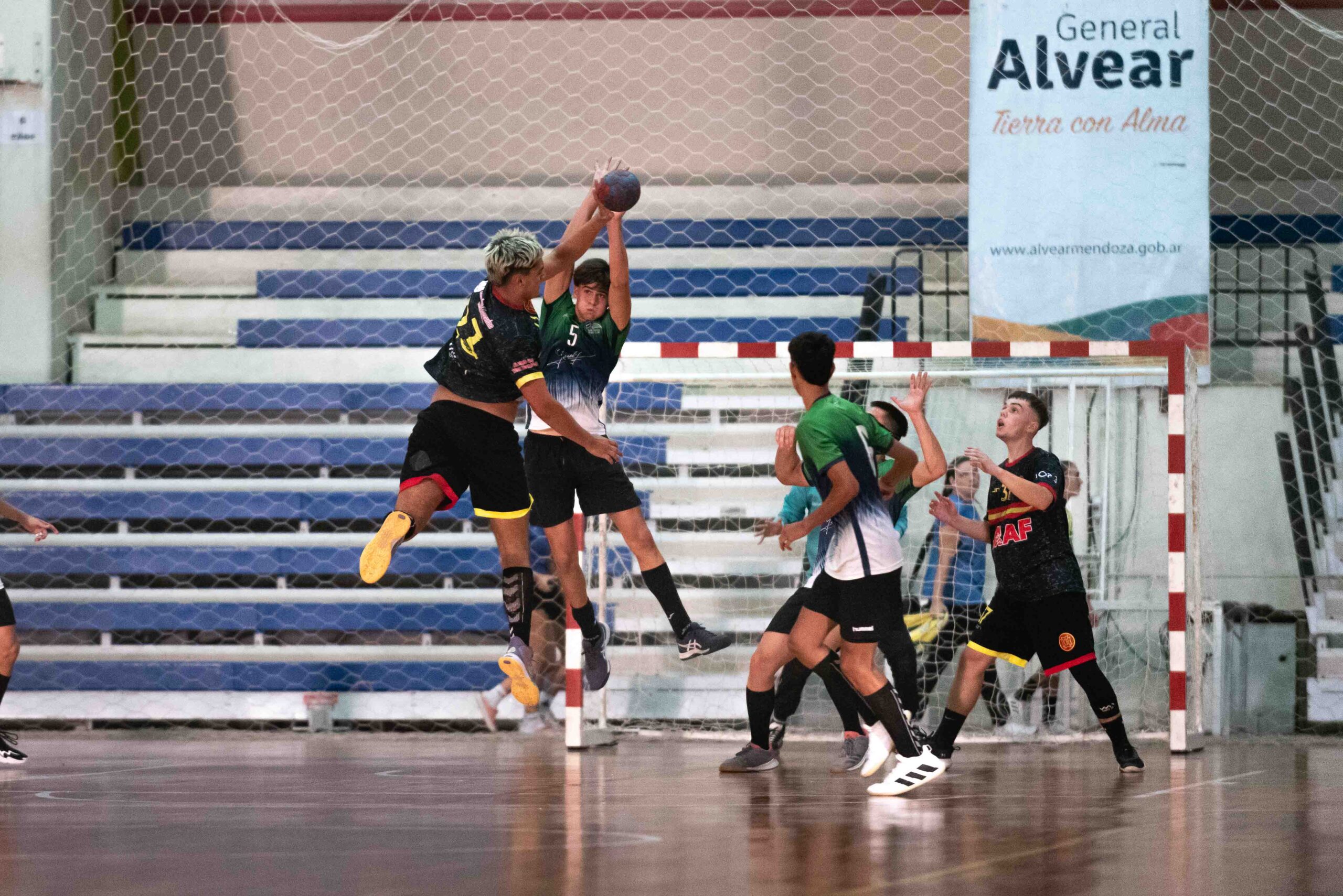 Inició el Torneo Nacional de Clubes Juveniles C de Handball en General Alvear