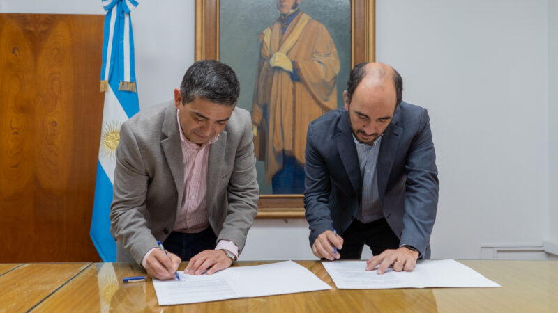 El intendente Walther Marcolini firmó un nuevo convenio con la DGE por el Fondo de Financiamiento Educativo