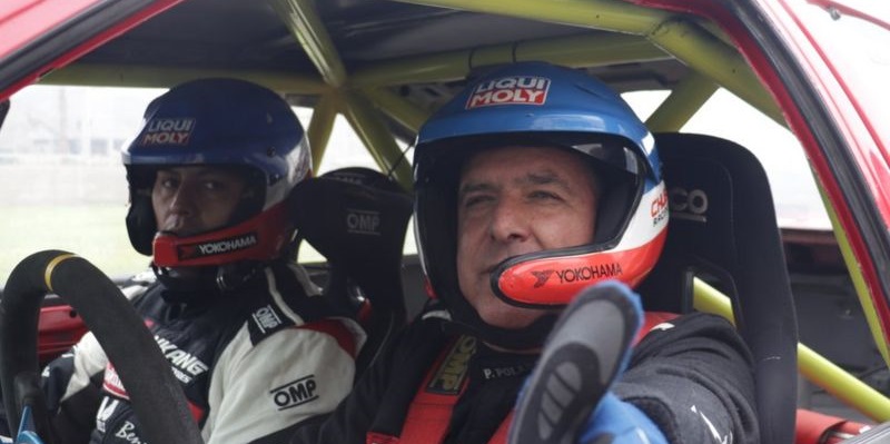 Pacho Kantt, el piloto ciego peruano capaz de manejar su auto de carreras a 180 km/h