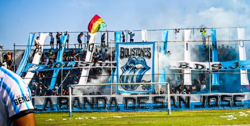 Derrumbe en una tribuna del Club Atlético Argentino en Guaymallén
