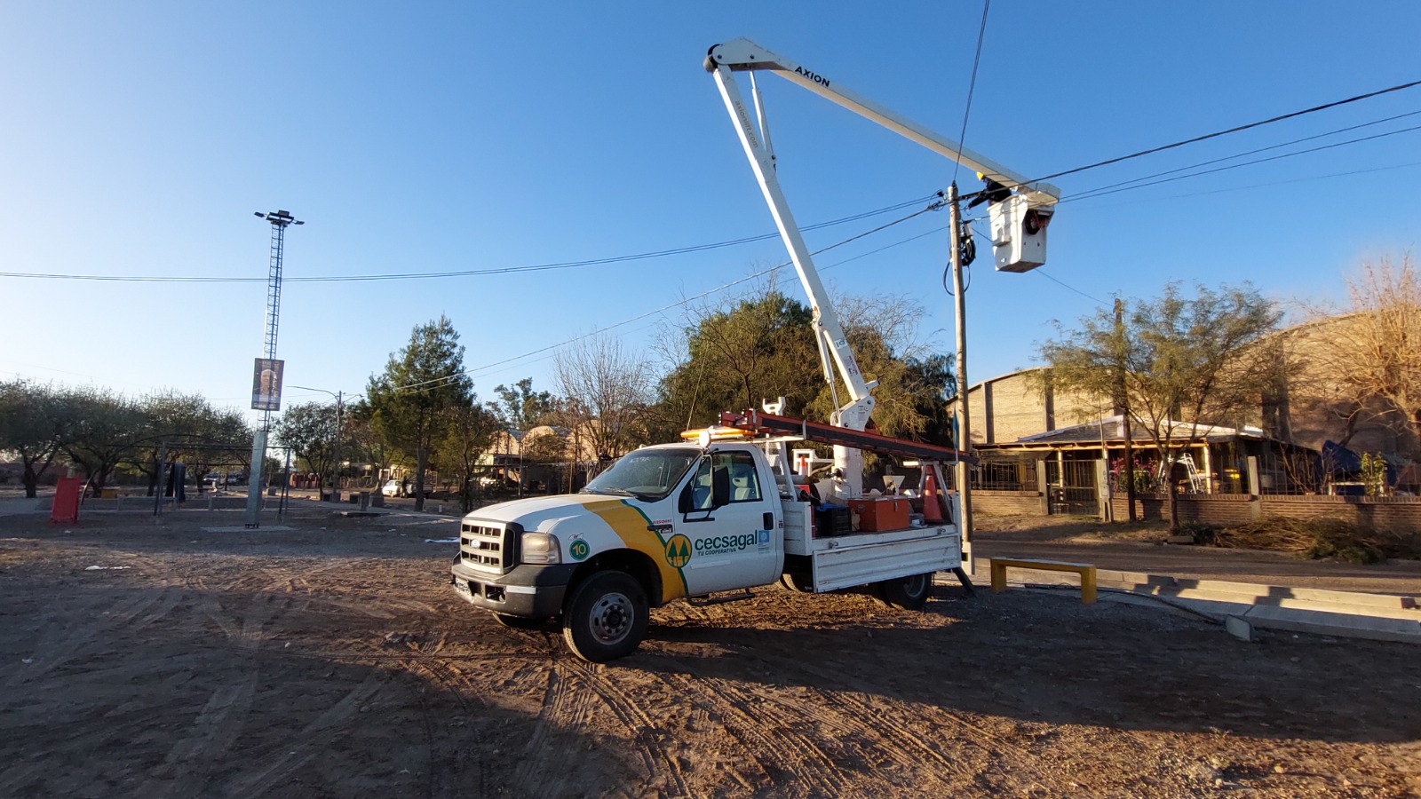 Cecsagal continúa realizando obras