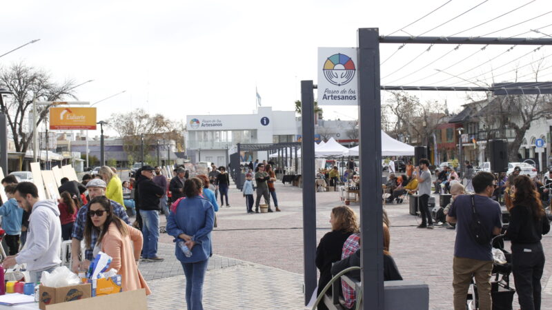 Música en el Paseo de Artesanos