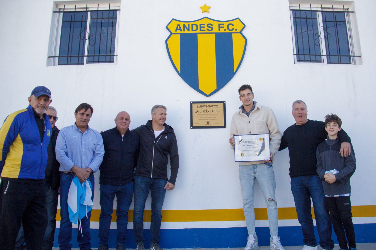 El Playón deportivo de Andes lleva el nombre de Agustín Loser