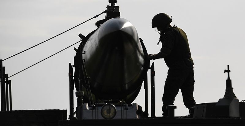 “El riesgo de una detonación nuclear por malas interpretaciones y malos cálculos es altísimo”: Carlos Umaña, Premio Nobel de la Paz