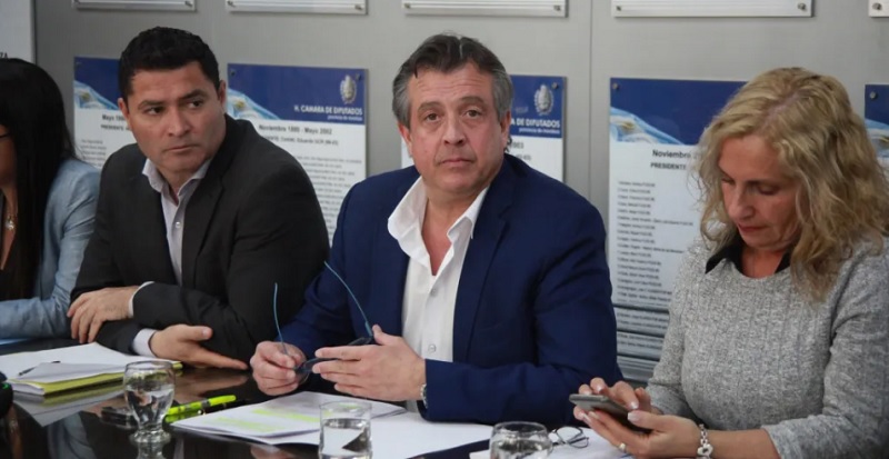 Ganancias: Mendoza ultima detalles para su demanda contra el Gobierno nacional