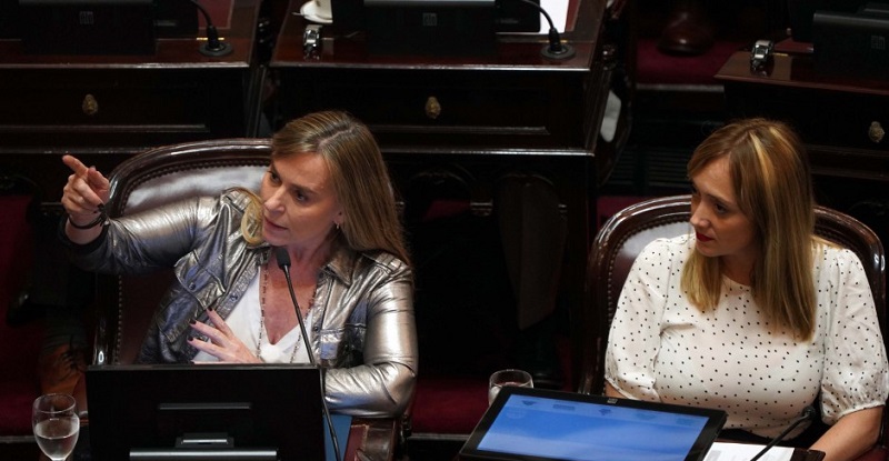 Escándalo en el Senado: Di Tullio denunció que se pagaron coimas por los despachos
