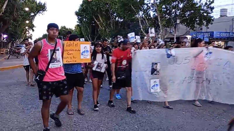 Continúa en grave estado el joven apuñalado