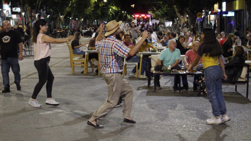 Comenzó un nuevo ciclo de la Peatonal del Arte