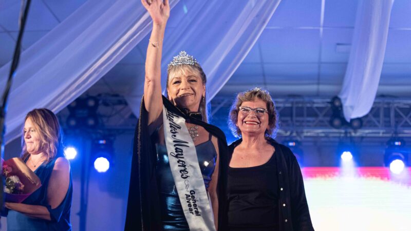Alicia Bertomeu es la Reina del Adulto Mayor