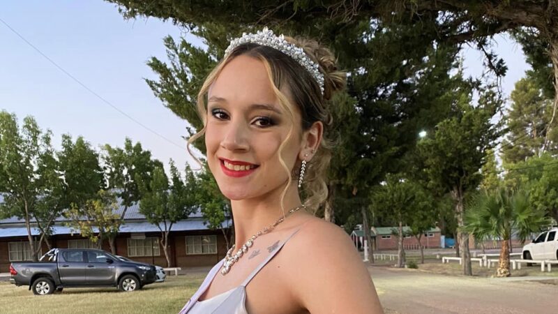Evelin Olivera representará a Alvear en la Fiesta Provincial del Canto y la Melesca