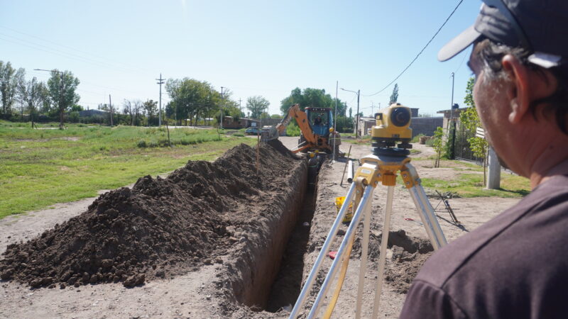 Se realizan obras de cloacas en diferentes puntos de General Alvear