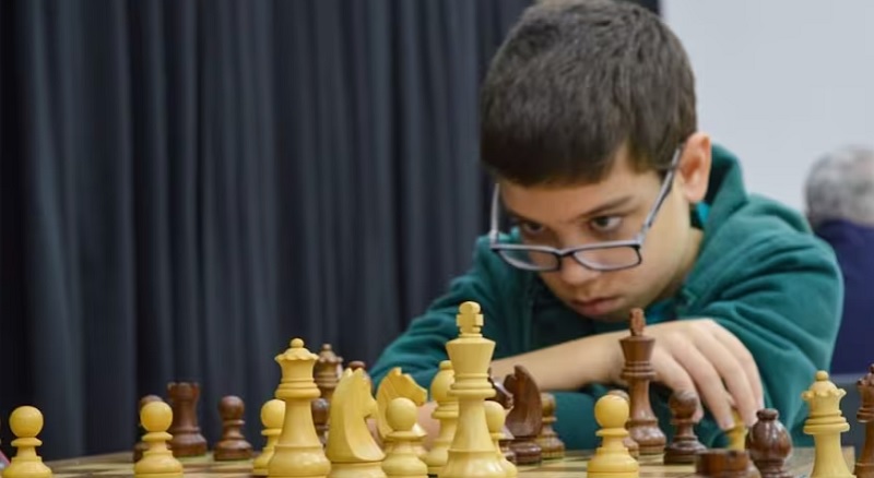 Impacto: Faustino Oro, el chico argentino de 10 años que le ganó al número 1 del mundo del ajedrez