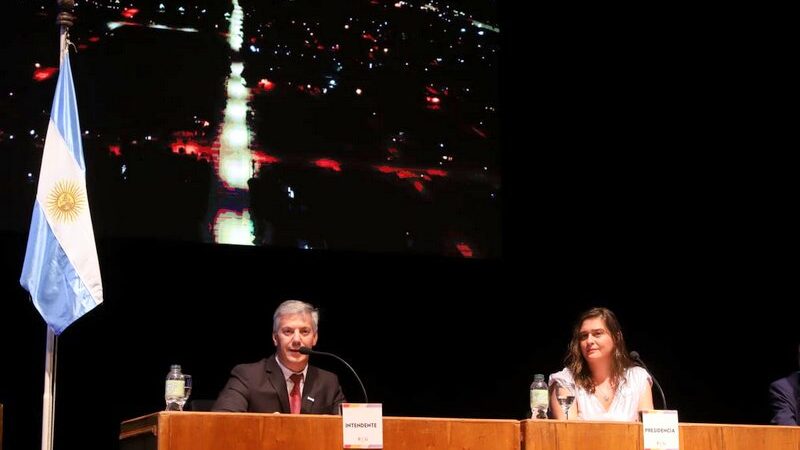 Molero pidió consensos para hacerle frente “a la peor crisis financiera de la historia del país”