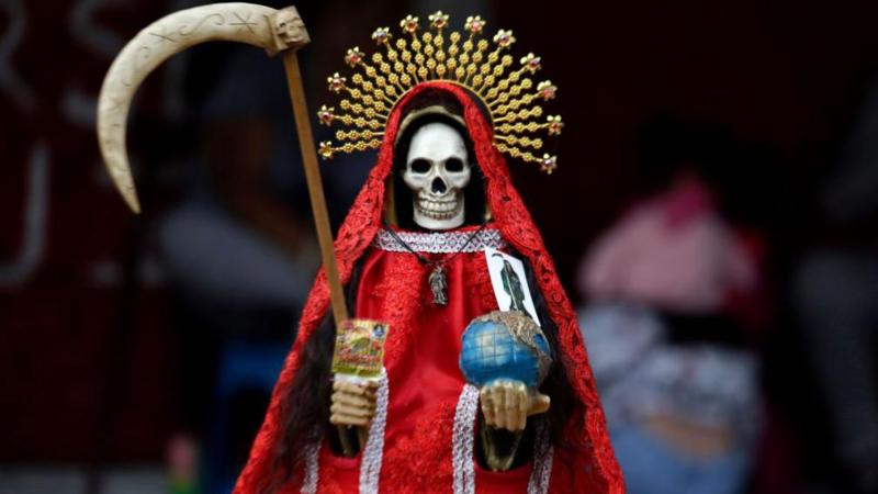 “Ofrecen banquetes de carne humana”: el canibalismo en los cultos religiosos del crimen organizado en México