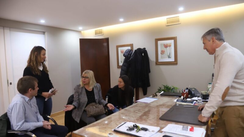 Se realizó la firma de convenio entre el Municipio y Defensa del Consumidor de la Provincia