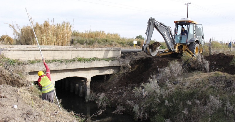 Se construye un puente pasarela en la zona del Matadero