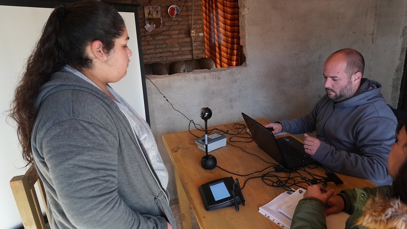 Operativo del Registro Civil Móvil en el barrio Zangrandi