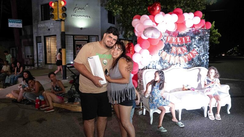 Bowen celebró el Paseo del Amor 