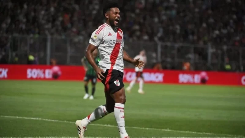 River cambió la cara a tiempo y celebró en San Juan